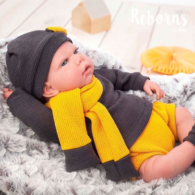 AR98054 Arias Reborns 40 cm Hugo com Manta e Peluche